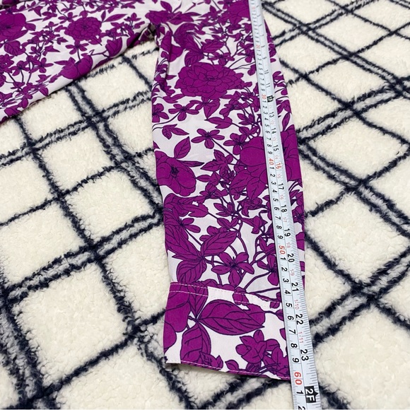 Banana Republic Boyfriend Fit Floral Button Front & Back Blouse Size M - Picture 16 of 17